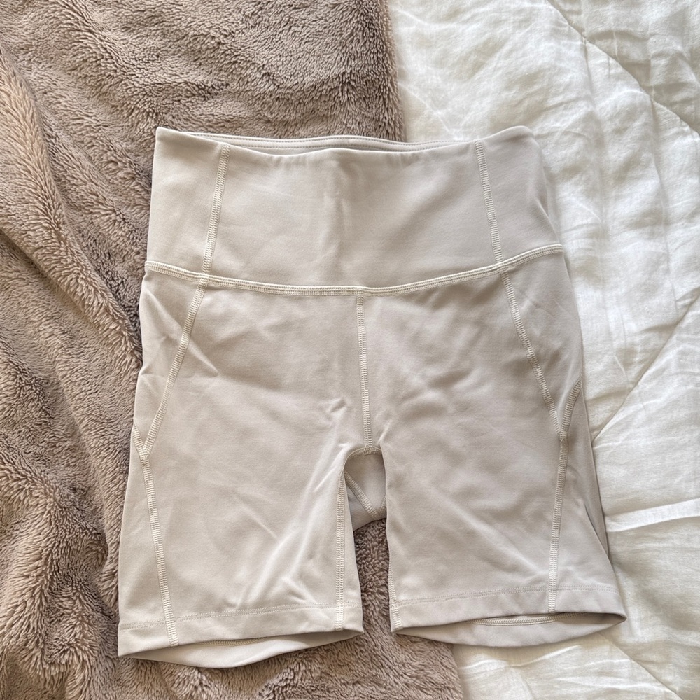 Something Navy Cream Biker Shorts